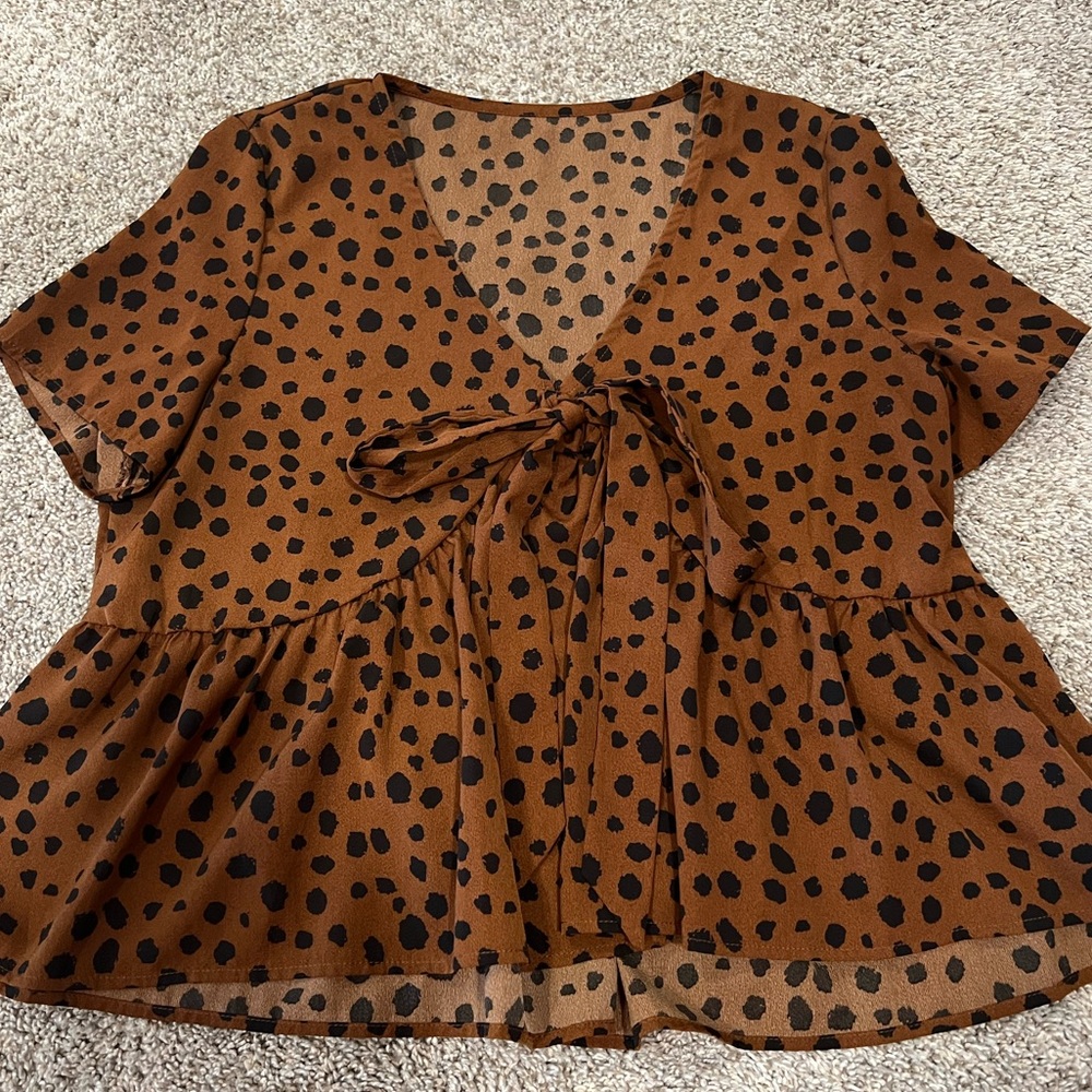 Leopard peplum top with bow (size: XS)